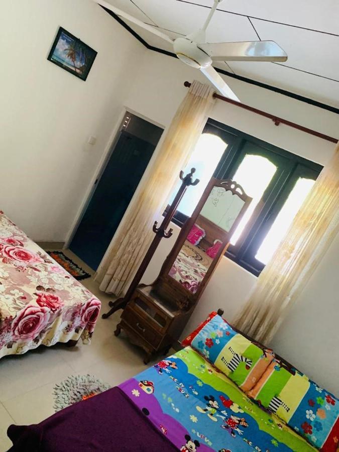 Induruwa Villa Bentota Bagian luar foto