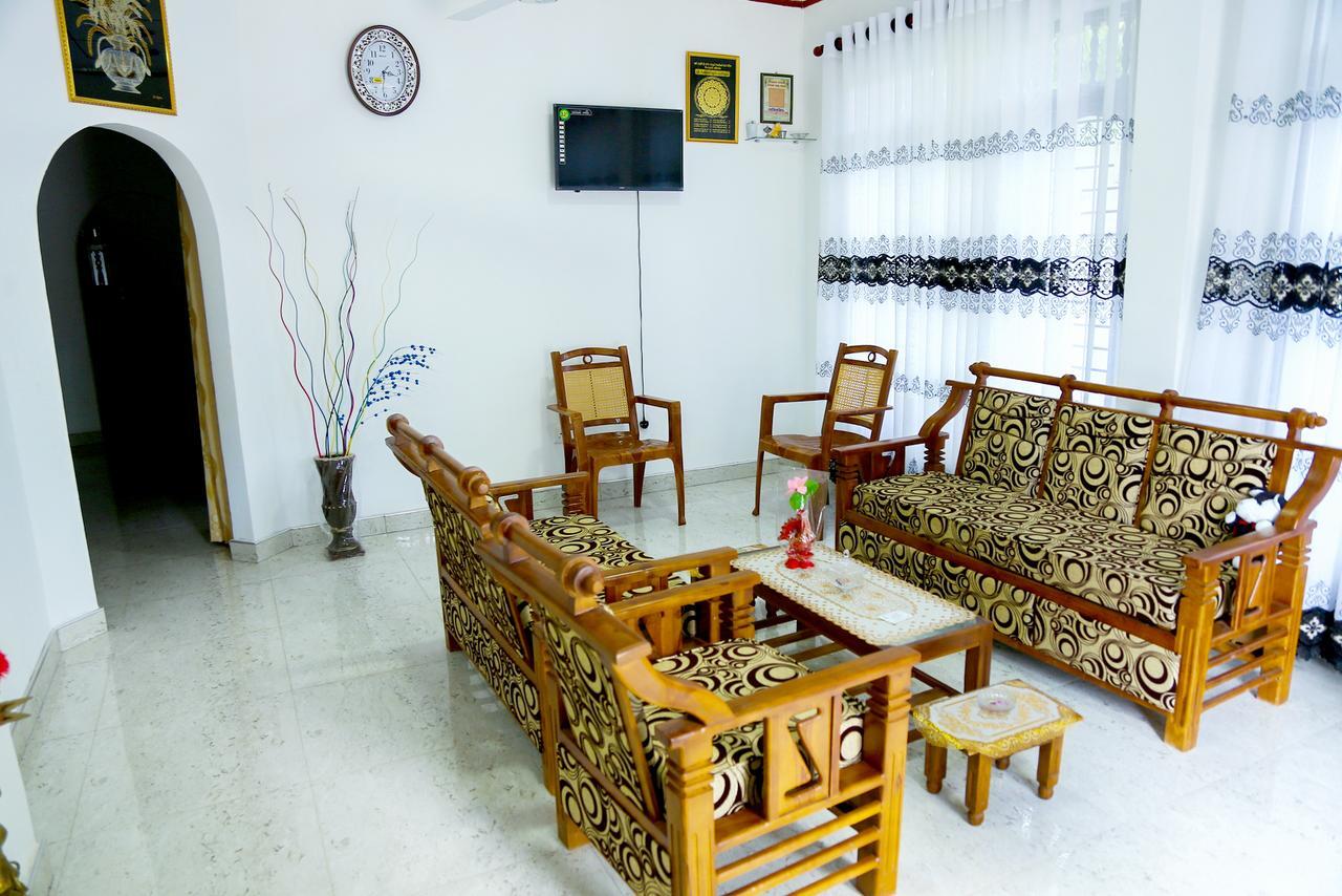 Induruwa Villa Bentota Bagian luar foto